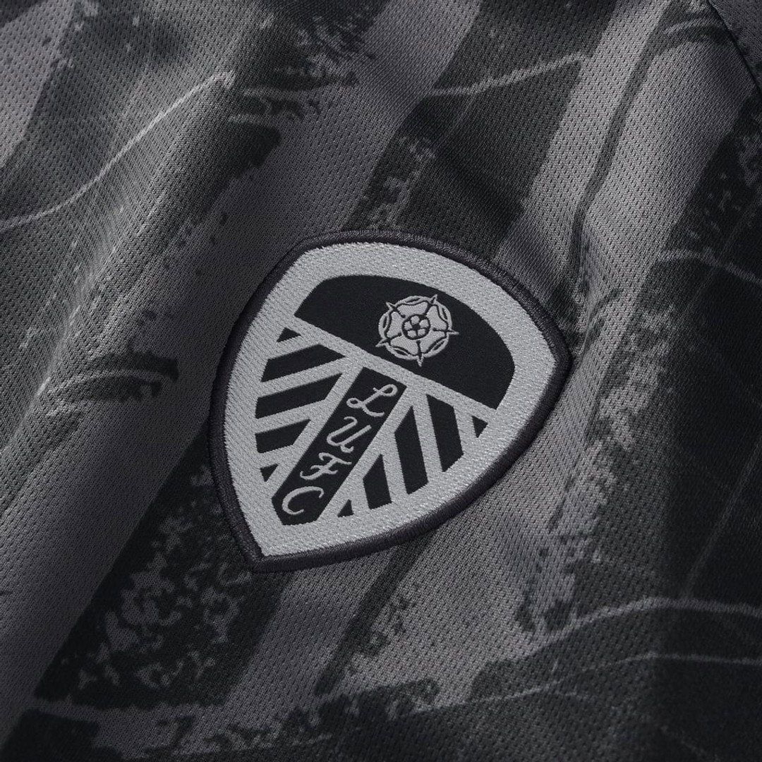 2026-2027 Leeds United Long Sleeve Third Shirt