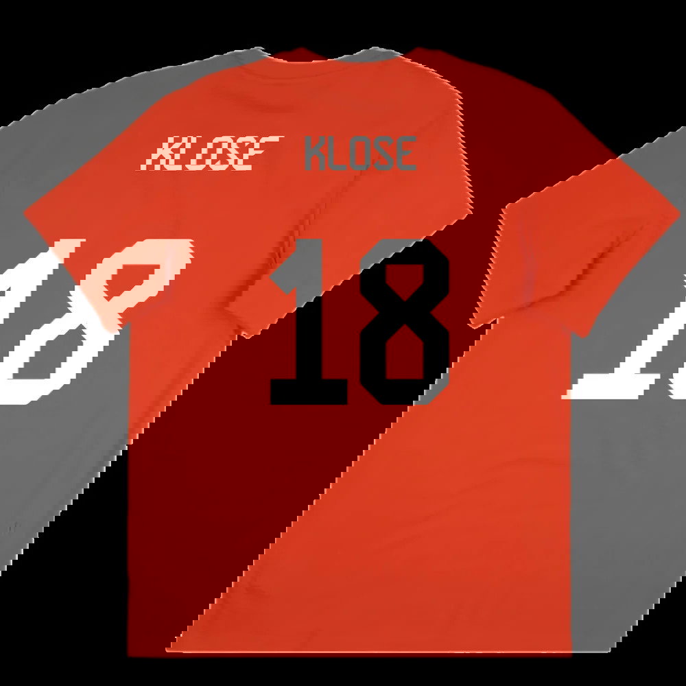 2025-2026 Bayern Munich Seasonal Graphic Tee (Red) (Klose 18)