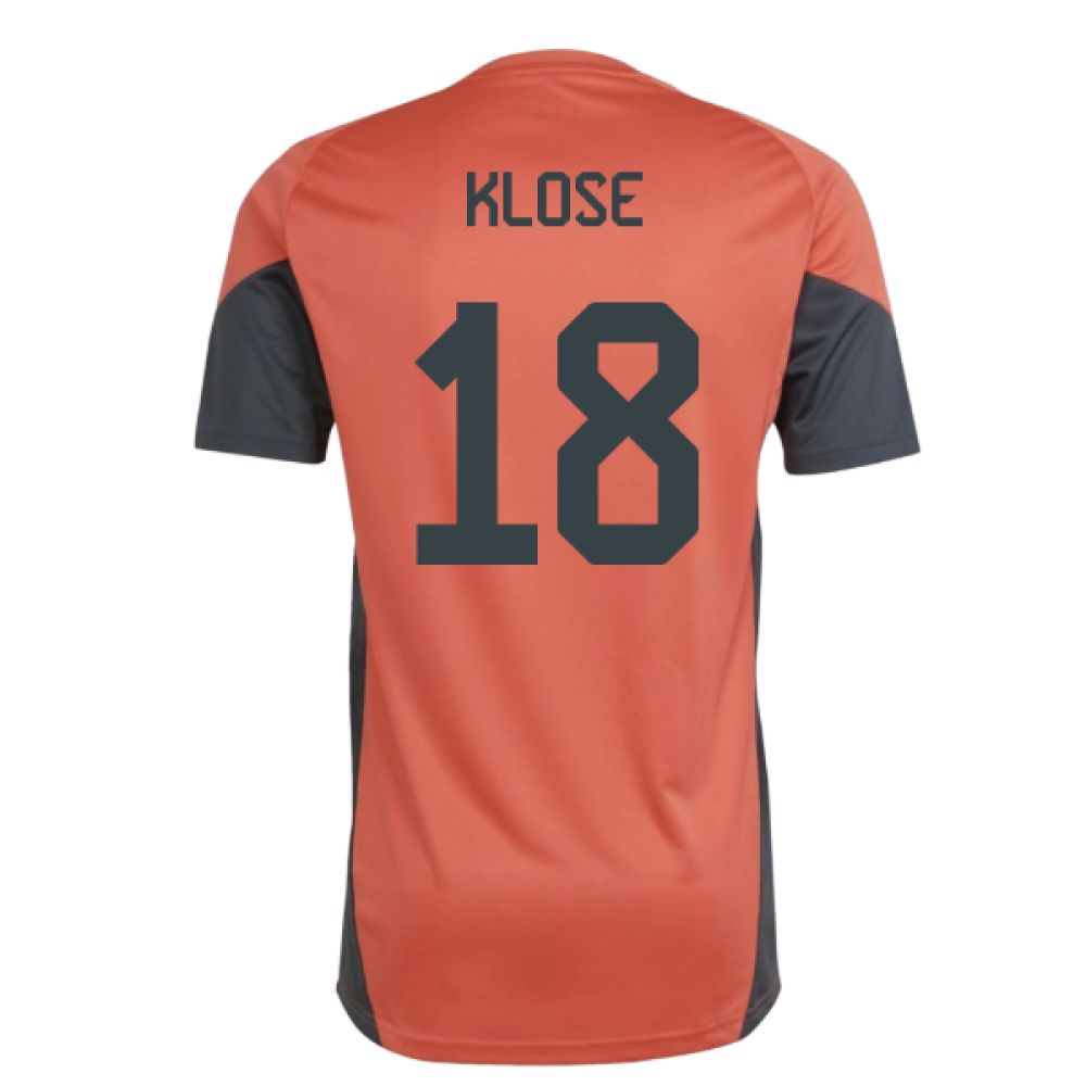 2025-2026 Bayern Munich Training Shirt (Easy Coral) (Klose 18)