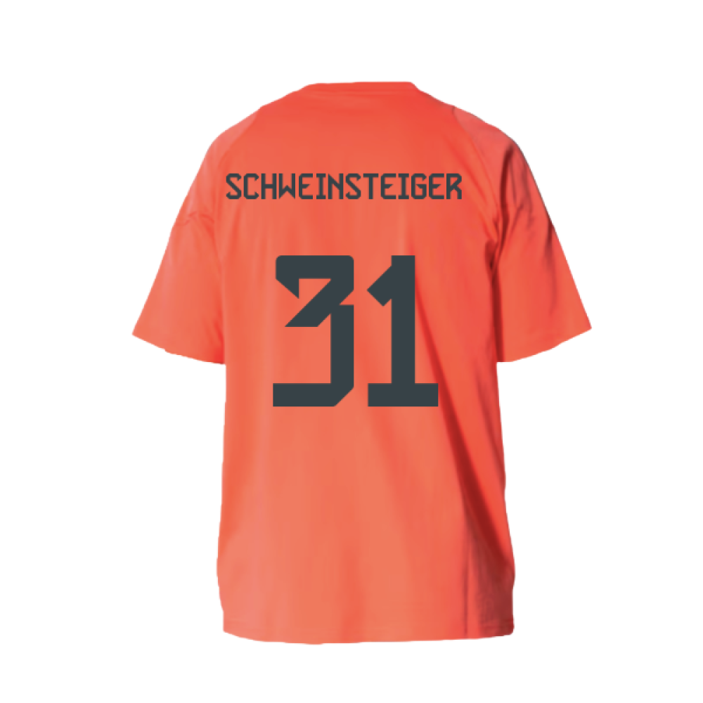 2025-2026 Bayern Munich Training Tee (Easy Coral) - Kids (Schweinsteiger 31)