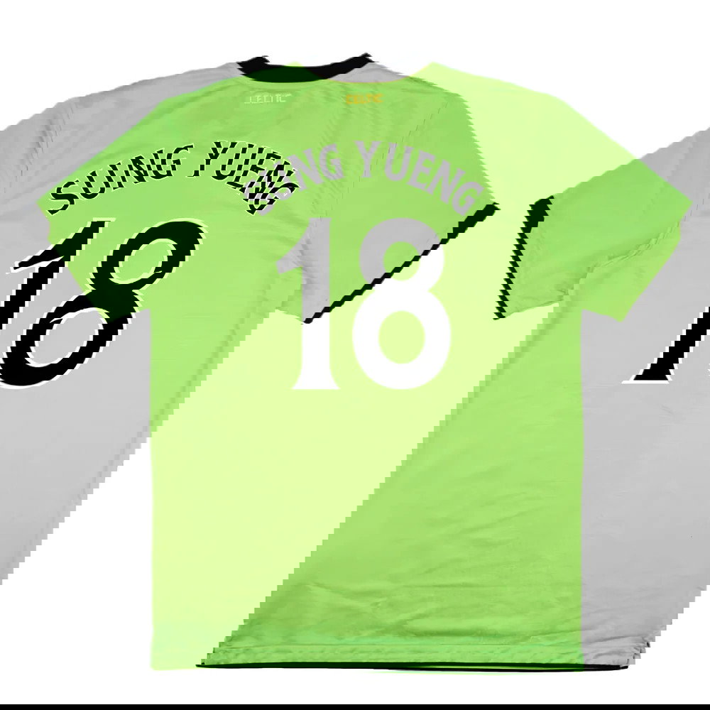 Celtic 2010-11 Away Shirt (Sponsorless) (M) (Very Good) (Sung Yueng 18)