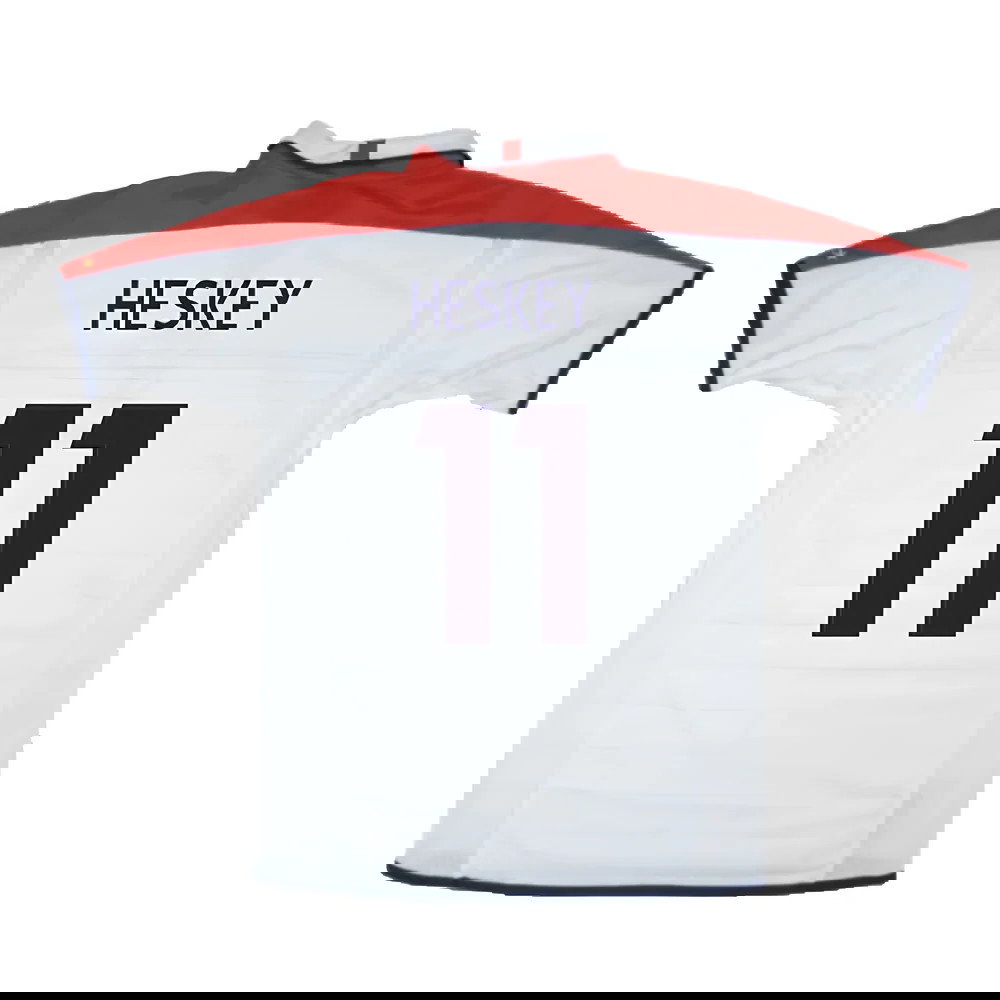 England 2003-05 Home Shirt (Excellent) (Heskey 11)