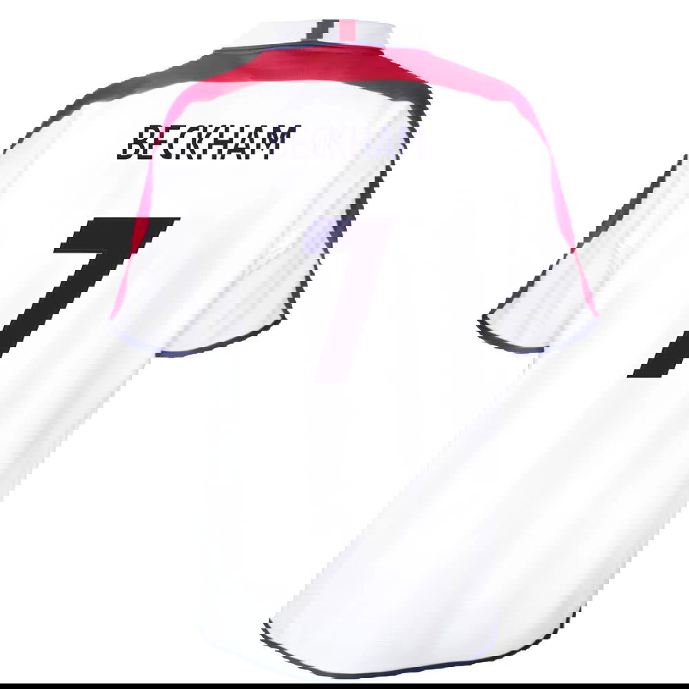 England 2004 Retro Football Shirt (Beckham 7)