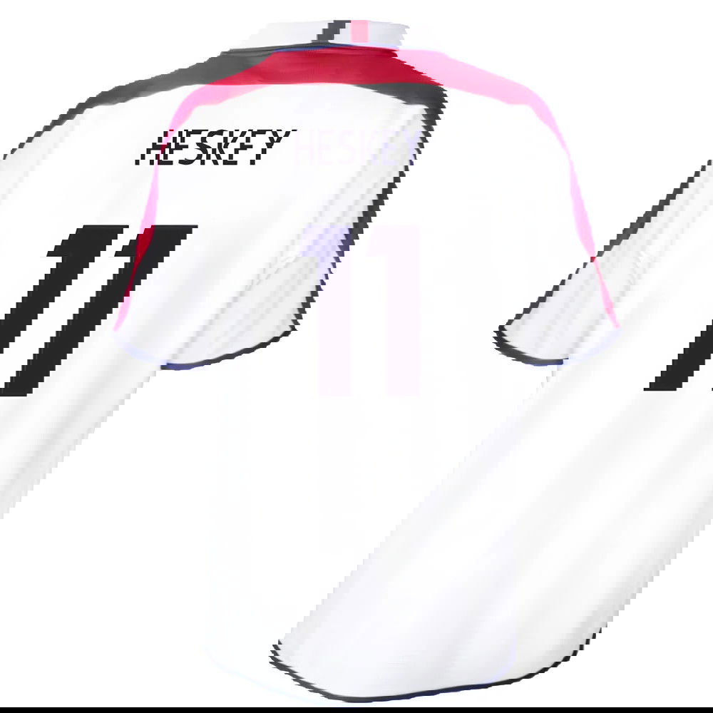 England 2004 Retro Football Shirt (Heskey 11)