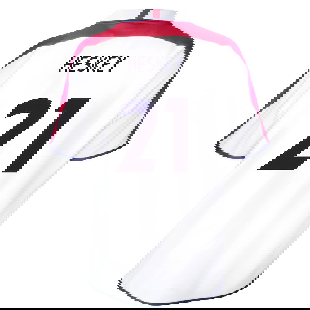 England 2004 Retro Football Shirt (Heskey 21)