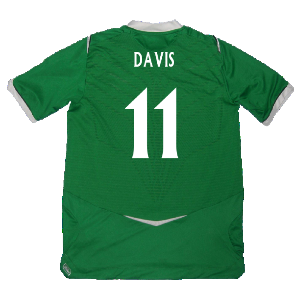 Northern Ireland 2008-09 Home Shirt ((Excellent) M) (Davis 11)