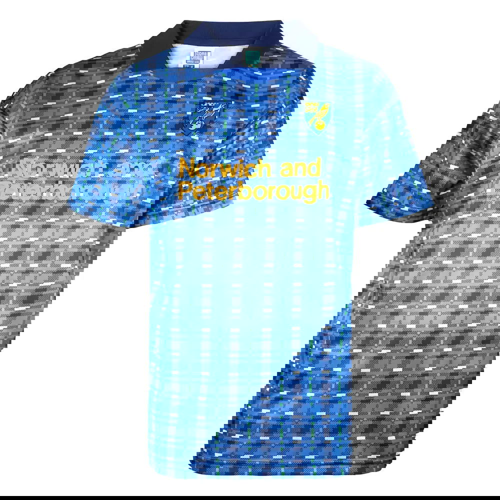 Norwich 1994 Away Retro Football Shirt (Channon 8)