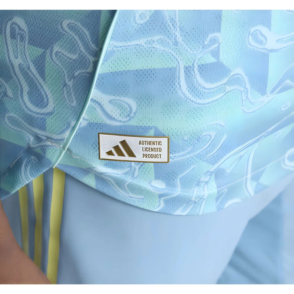 2025-2026 Juventus Authentic Away Shirt (Pirlo 21)