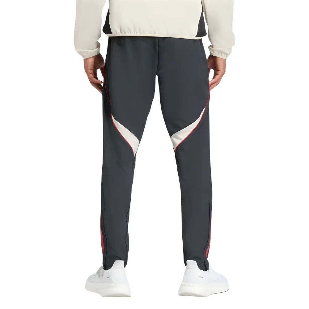 2025-2026 Liverpool Presentation Pants (Black)