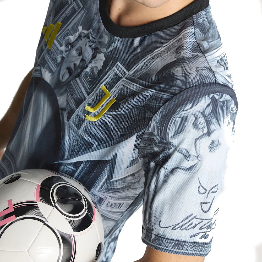 2026 Juventus Pre-Match Shirt (Black)