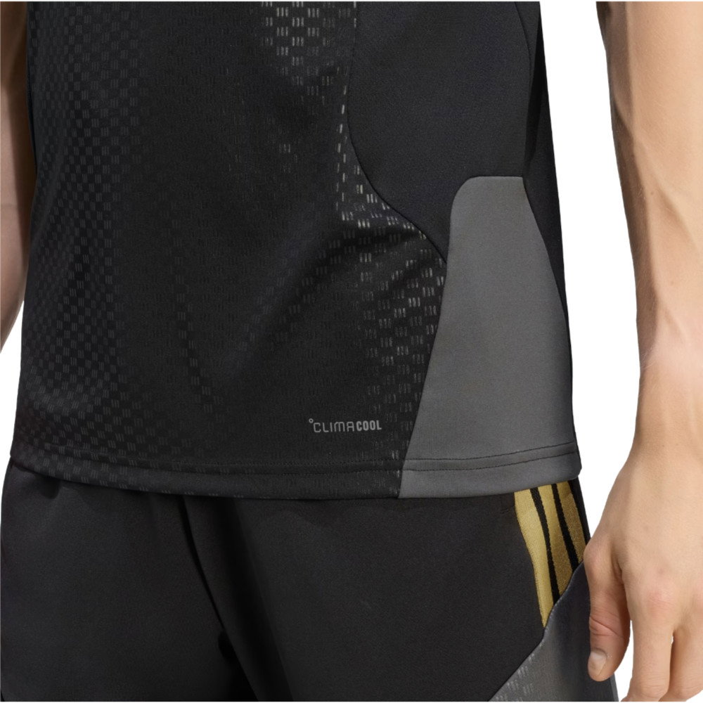 2026-2027 Juventus EU Training Jersey (Black)