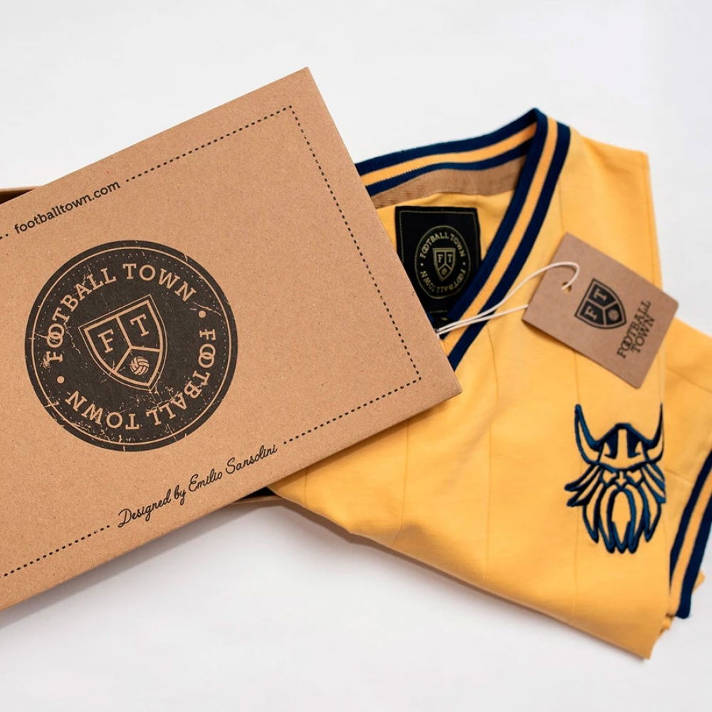 Vintage Sweden Blågult Soccer Jersey