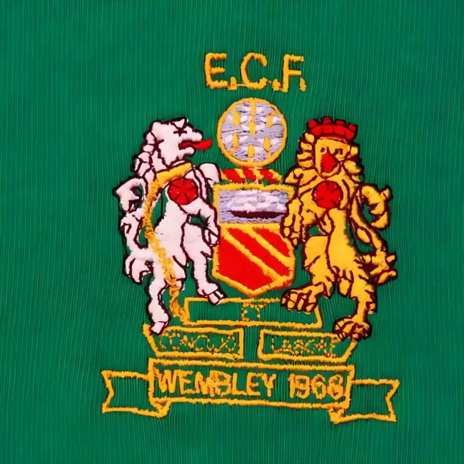 Manchester Reds 1968 European Cup Final Goalkeeper Retro Football Shirt