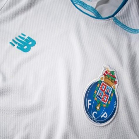 2015-16 FC Porto Third Football Shirt