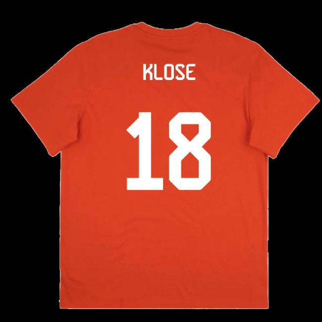 2025-2026 Bayern Munich Seasonal Graphic Tee (Red) (Klose 18)