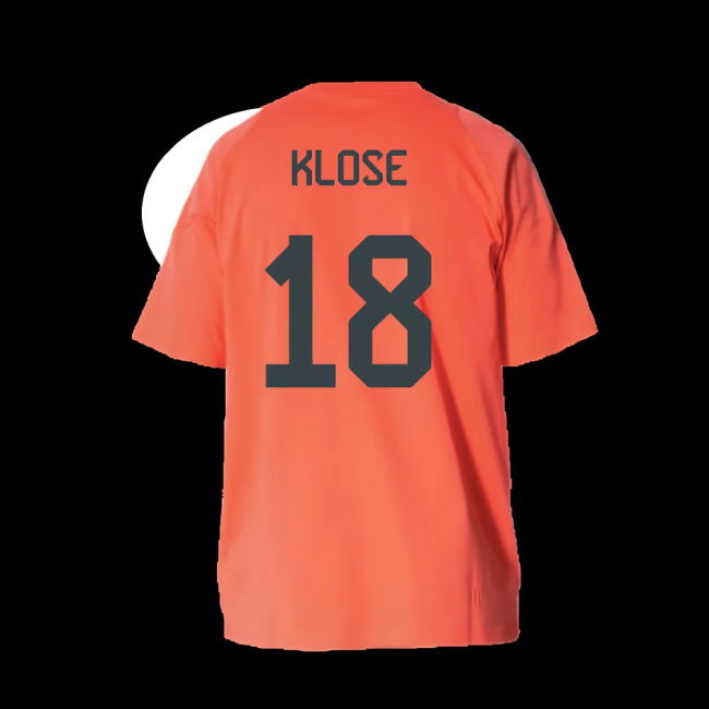 2025-2026 Bayern Munich Training Tee (Easy Coral) - Kids (Klose 18)
