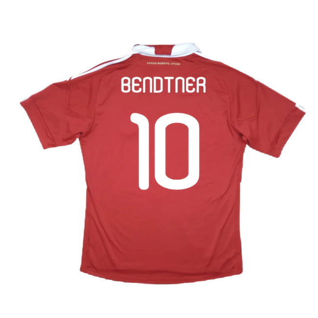Denmark 2010-11 Home Shirt (M) (Excellent) (Bendtner 10)