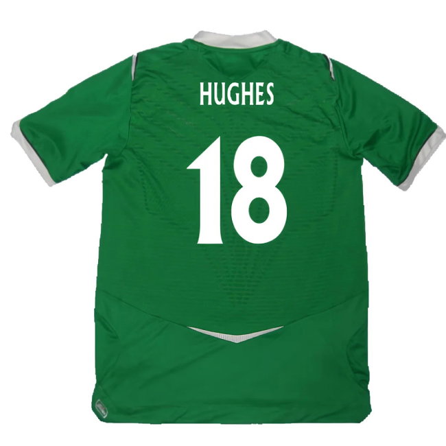 Northern Ireland 2008-09 Home Shirt (L) (Excellent) (Hughes 18)