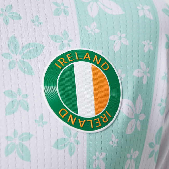 Ireland Legacy Football Jersey White (Wolvate) Adult Short Sleeve