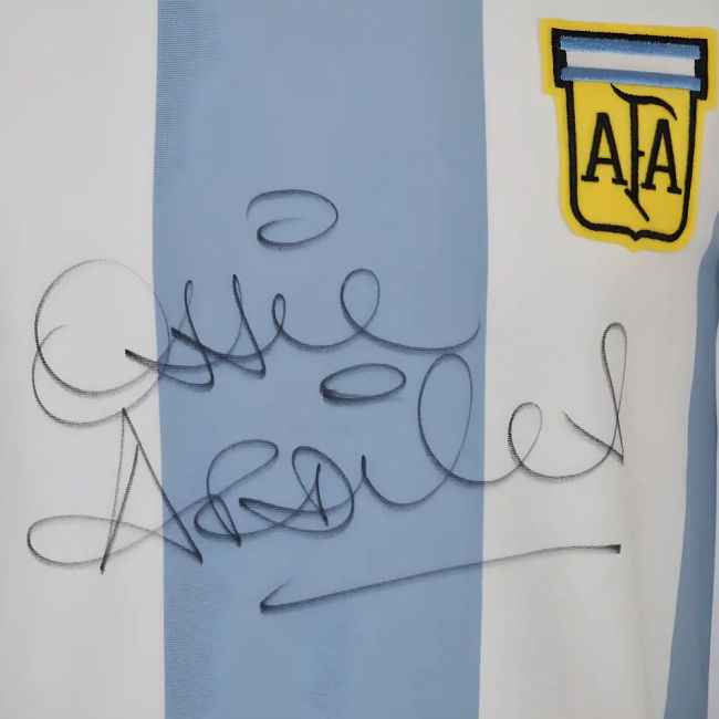 Limited Edition Ossie Ardiles signed Argentina 1978 Shirt
