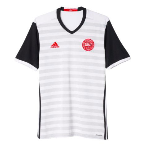 2015-2016 Denmark Away Shirt (Agger 4)