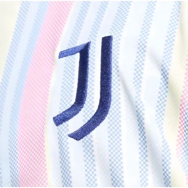 2025-2026 Juventus Pre-Match Shirt (White) (Ronaldo 7)