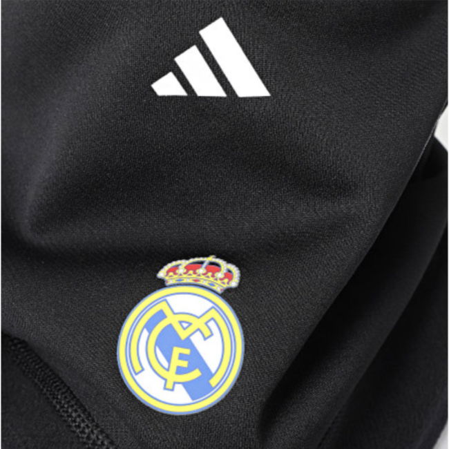 2025-2026 Real Madrid Neckwarmer (Black)