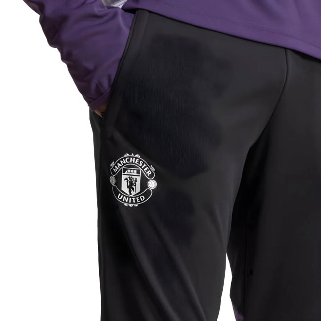 2025-2026 Man Utd Training Pants (Black)
