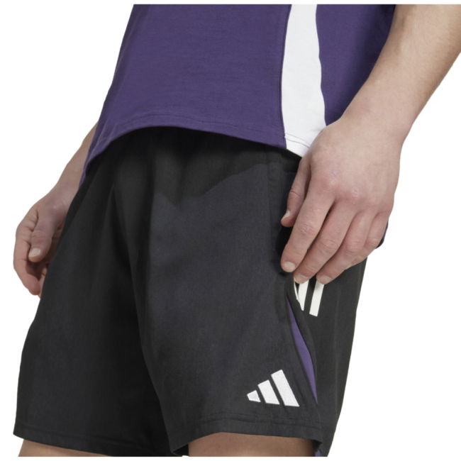 2025-2026 Man Utd Downtime Shorts (Black)