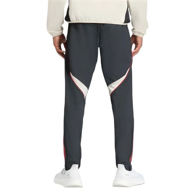 2025-2026 Liverpool Presentation Pants (Black)