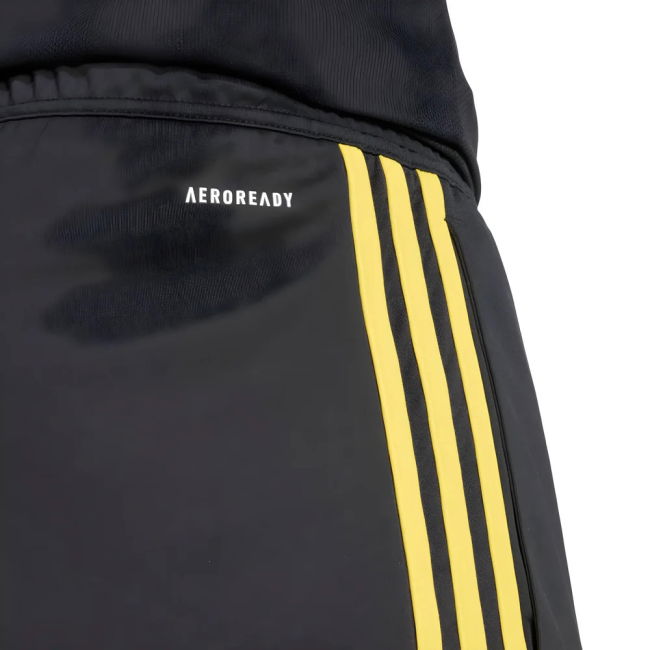 2025-2026 Man Utd Third Shorts (Black)