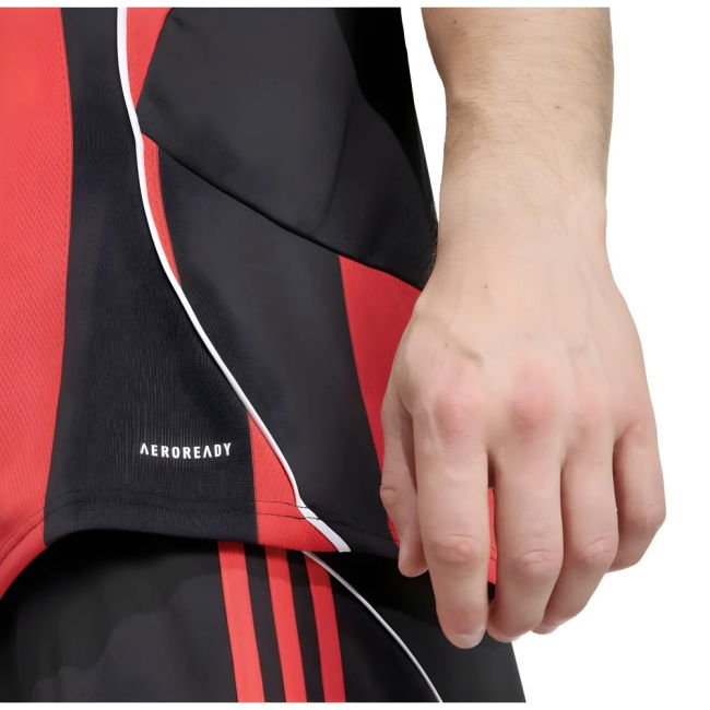 2025-2026 Eintracht Frankfurt Home Shirt