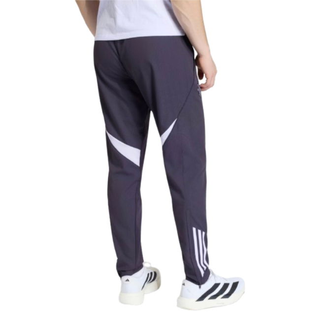 2025-2026 Man Utd Presentation Pants (Aurora Black)