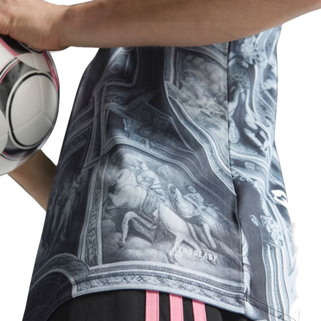 2026 Juventus Pre-Match Shirt (Black)