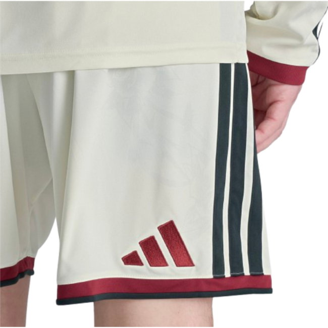 2026-2027 Man Utd Third Change Shorts (Ivory)