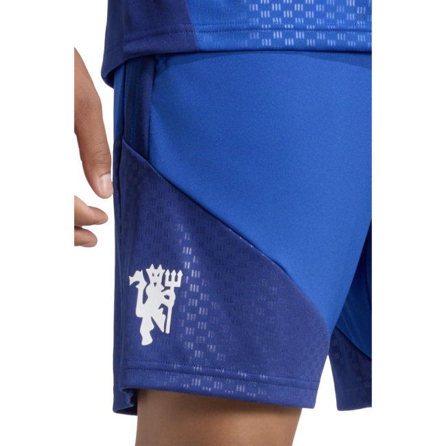 2026-2027 Man Utd EU Training Shorts (Royal Blue)