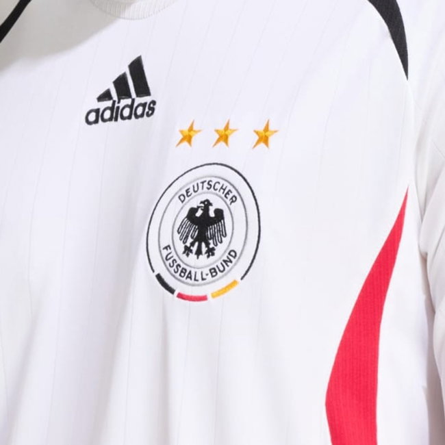 2006 Germany Home Shirt (Frings 8)