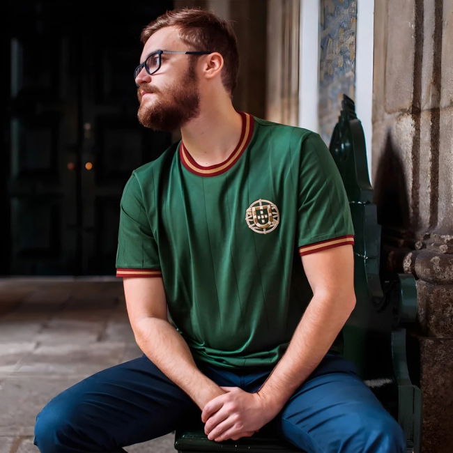 Vintage Portugal A Selecção Away Soccer Jersey