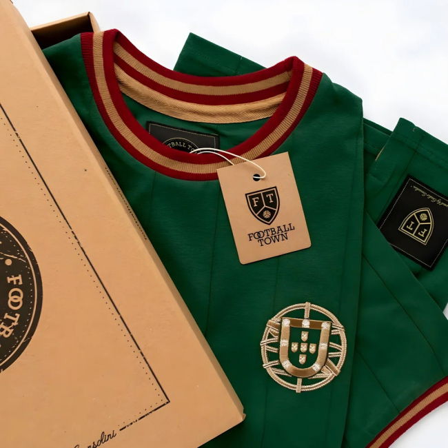 Vintage Portugal A Selecção Away Soccer Jersey