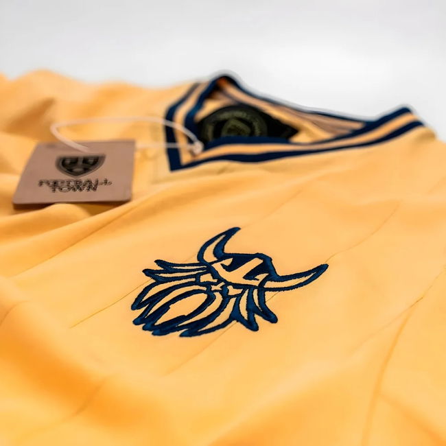 Vintage Sweden Blågult Soccer Jersey