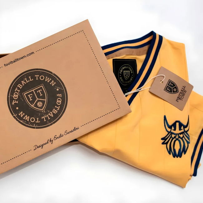 Vintage Sweden Blågult Soccer Jersey