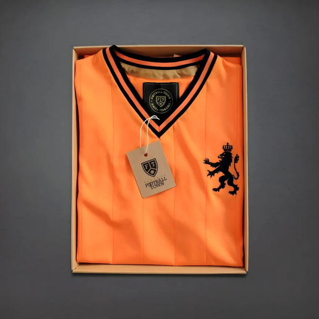 Vintage Holland De Leeuw Soccer Jersey