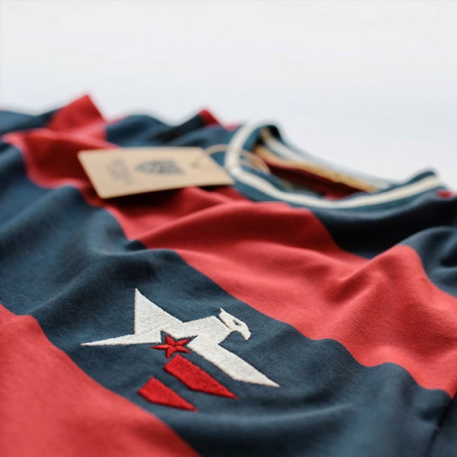 Vintage USA The Yanks Away Soccer Jersey