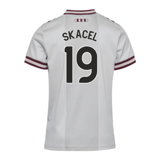 2026-2027 Hearts Away Mini Kit (Skacel 19)