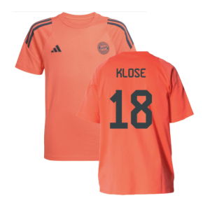 2025-2026 Bayern Munich Training Tee (Easy Coral) - Kids (Klose 18)