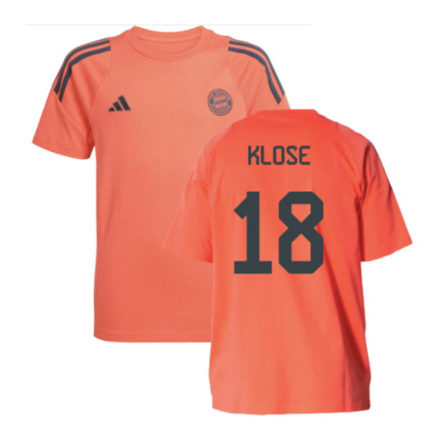 2025-2026 Bayern Munich Training Tee (Easy Coral) - Kids (Klose 18)