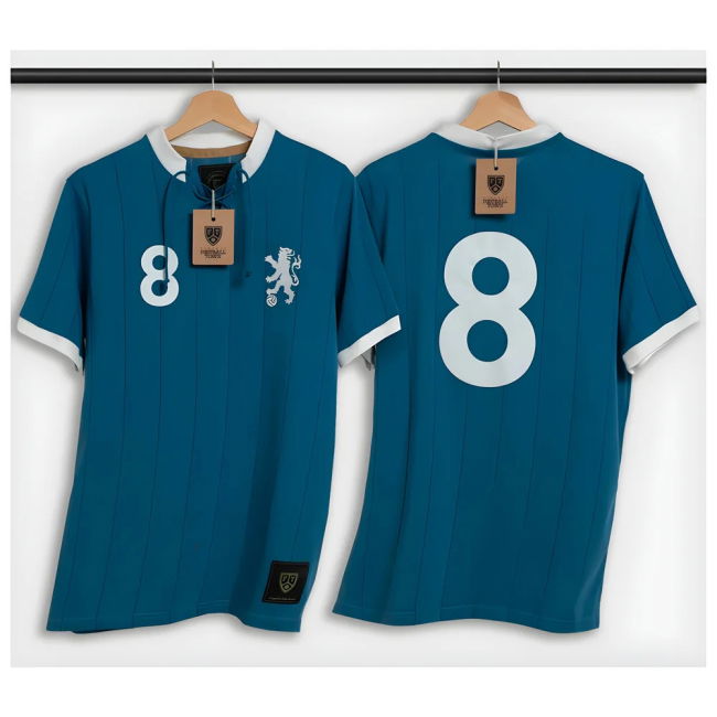 Chelsea Lampard Retro Shirt with Laces The Lionheart