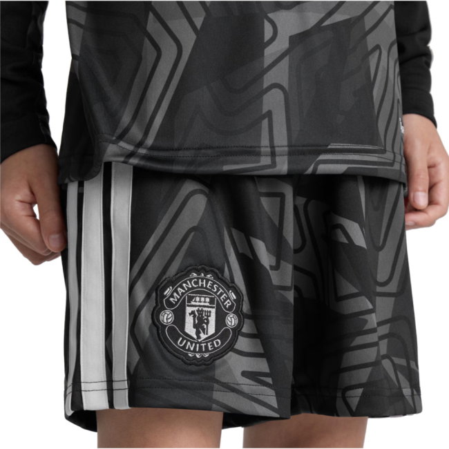 2026-2027 Man Utd Home Goalkeeper Shorts (Black) - Kids