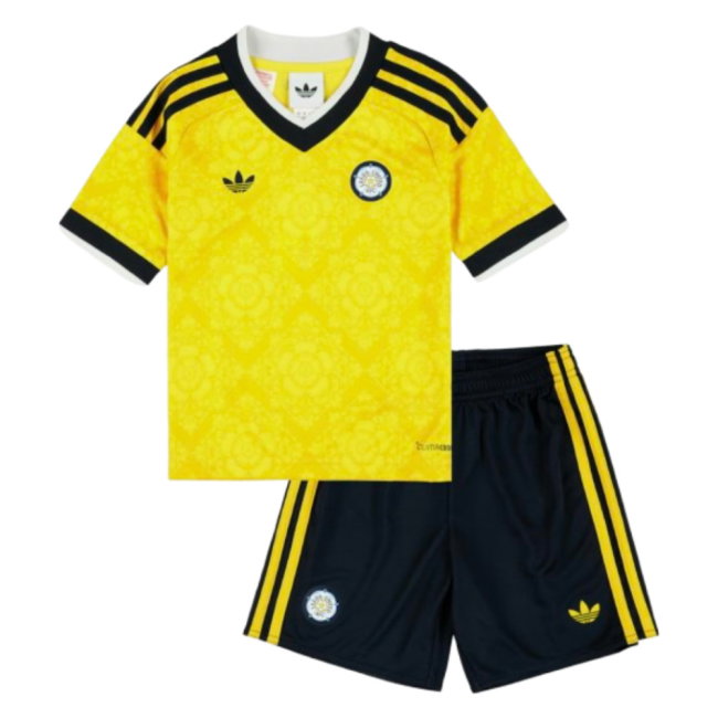 2026-2027 Leeds Away Mini Kit