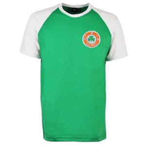 Republic of Ireland Raglan Sleeve Green/White T-Shirt